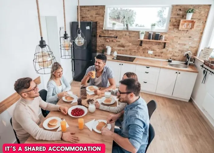 -rc7h- For Your Relaxed & Cosy Free Parking